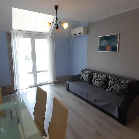 Art - Valentina Apartment Burgas